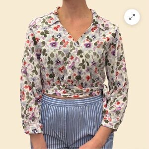 Frank & Oak Floral Tie-Front Blouse - White and Purple, green - size small